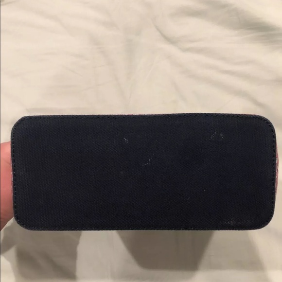 Vineyard Vines Cosmetic Case - Picture 7 of 8